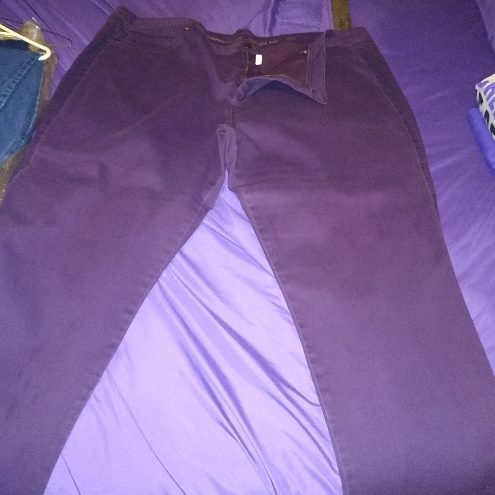 Jeans - Picture 3 of 3
